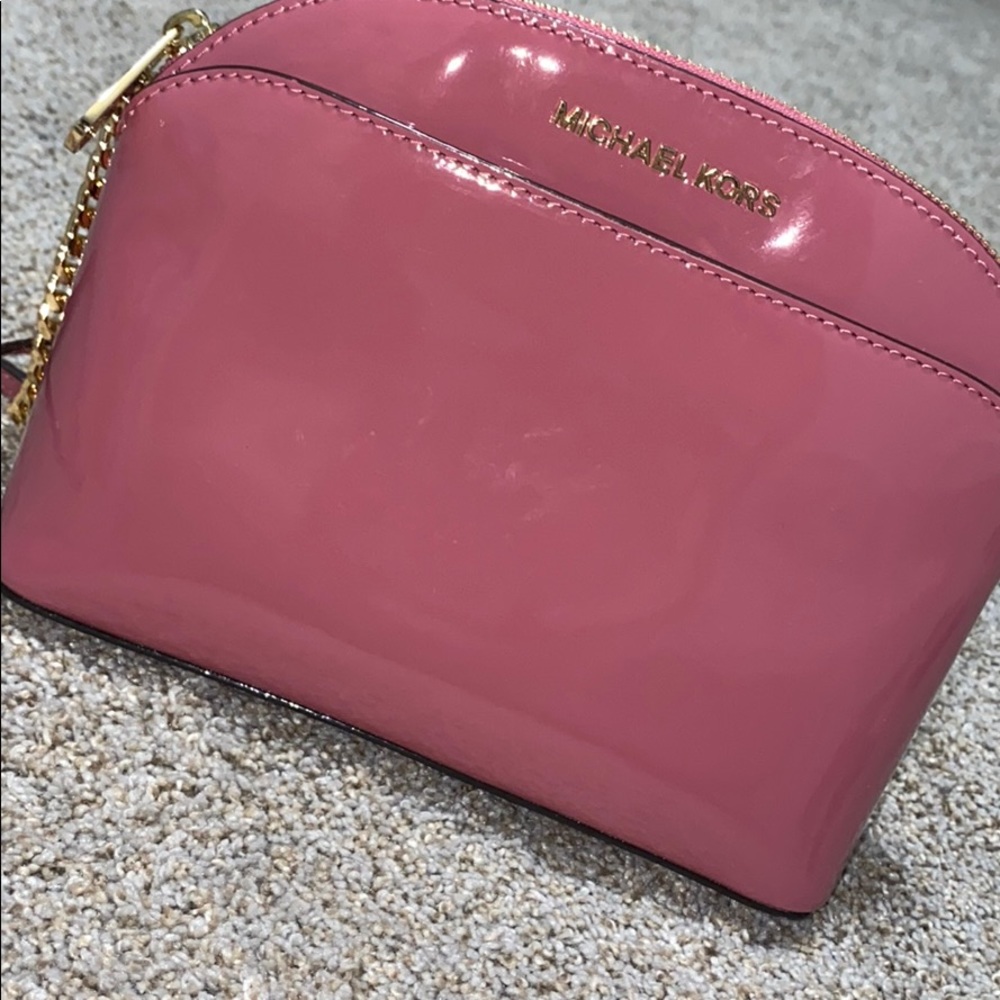 Michael Kors cross body purse!!